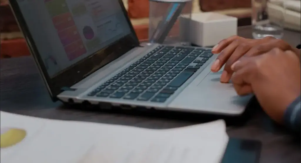 Butuh Website Murah tapi Tampak Profesional? Percayakan Jasa Pembuatan Website di Mont Kiara pada Tim Ahli Juragan Website